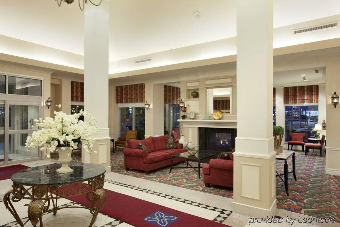 Hilton Garden Inn West Эдмонтон Экстерьер фото