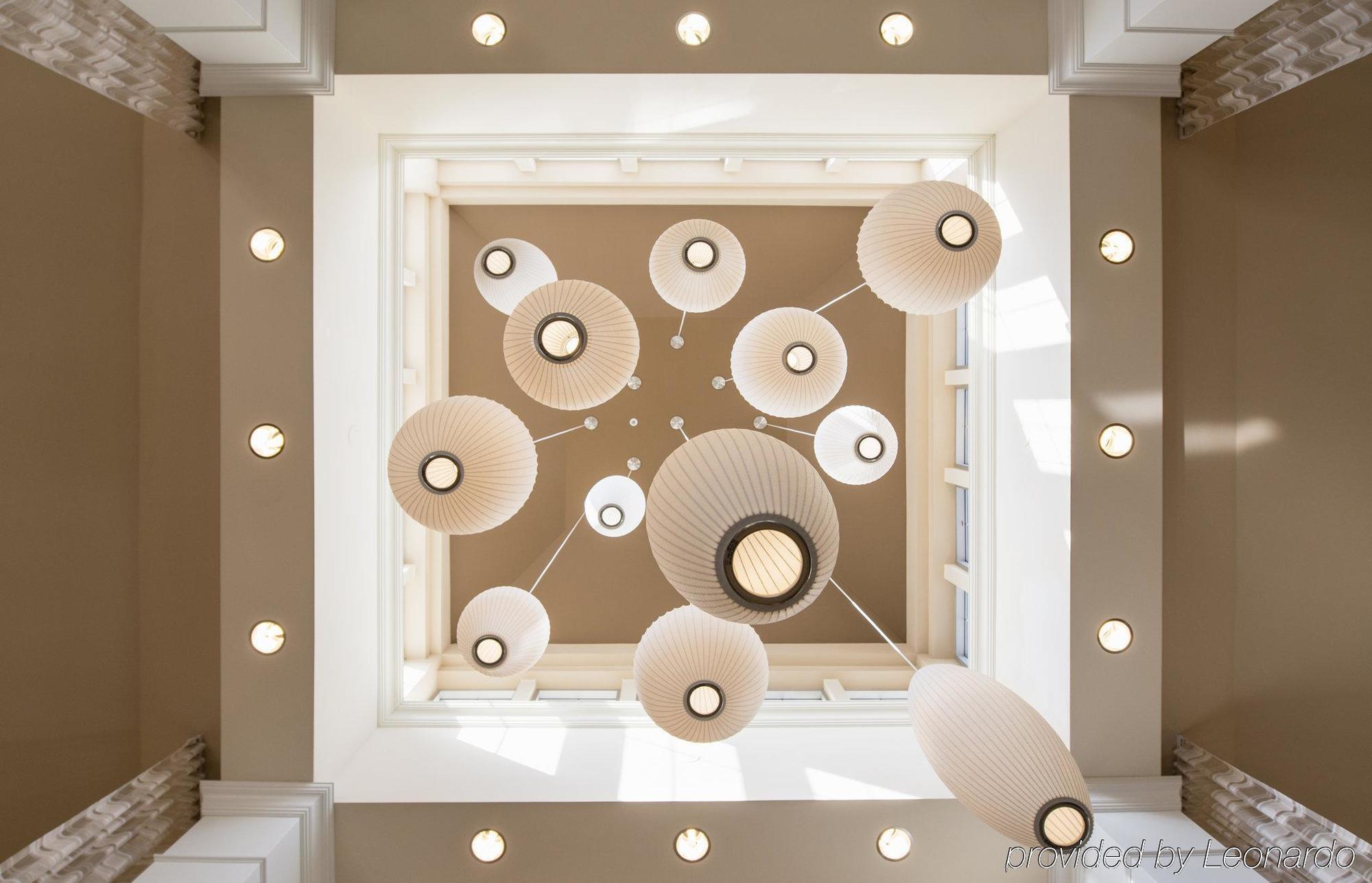 Hilton Garden Inn West Эдмонтон Экстерьер фото