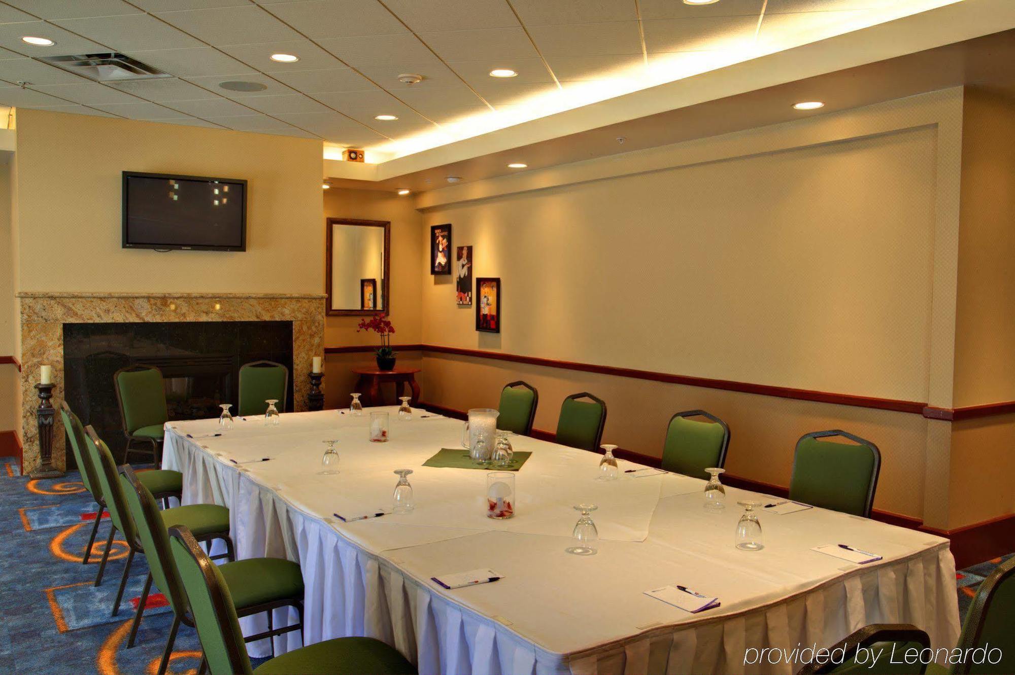 Hilton Garden Inn West Эдмонтон Удобства фото